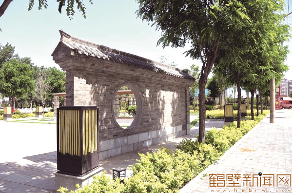 浚县：见缝插绿 以绿荫城