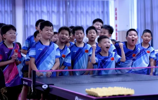 暑假去哪儿？来鹤壁日报社乒乒乓乓！暑期乒乓球班报名开启